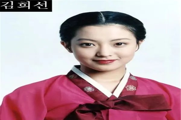 韩国十大国民女神排行榜：金泰熙上榜，李英爱仅第六