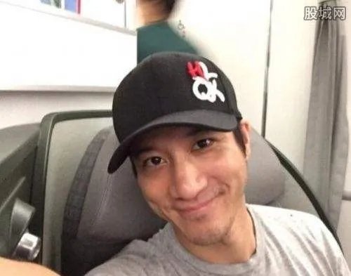 王力宏到底是不是形婚 男神真的出柜了么