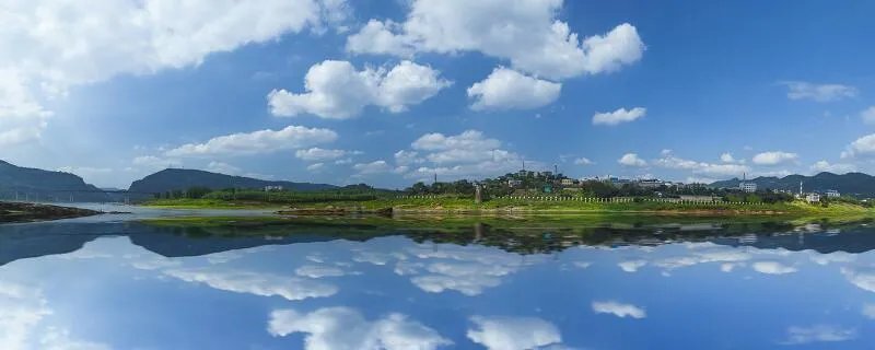漂浮在空中的一朵云,可能有多重 一朵云到底有多重