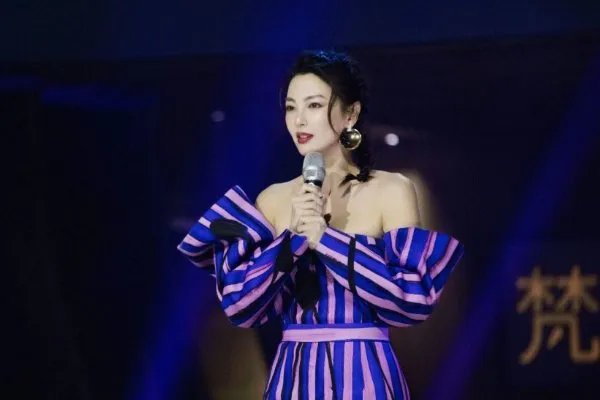 张雨绮把出战机会给张含韵,她为什么对张含韵这么好?