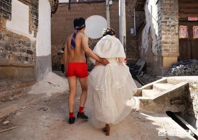 婚闹至新郎伤残,大家怎么看待?