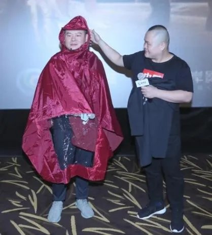 岳云鹏撞脸烧烤哥:7个撞脸岳云鹏的人(图)