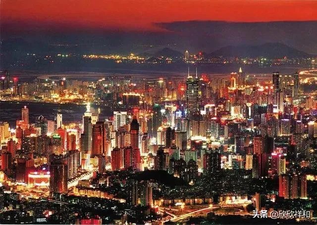 深圳、厦门、大连三个城市,哪个城市不是经济特区?