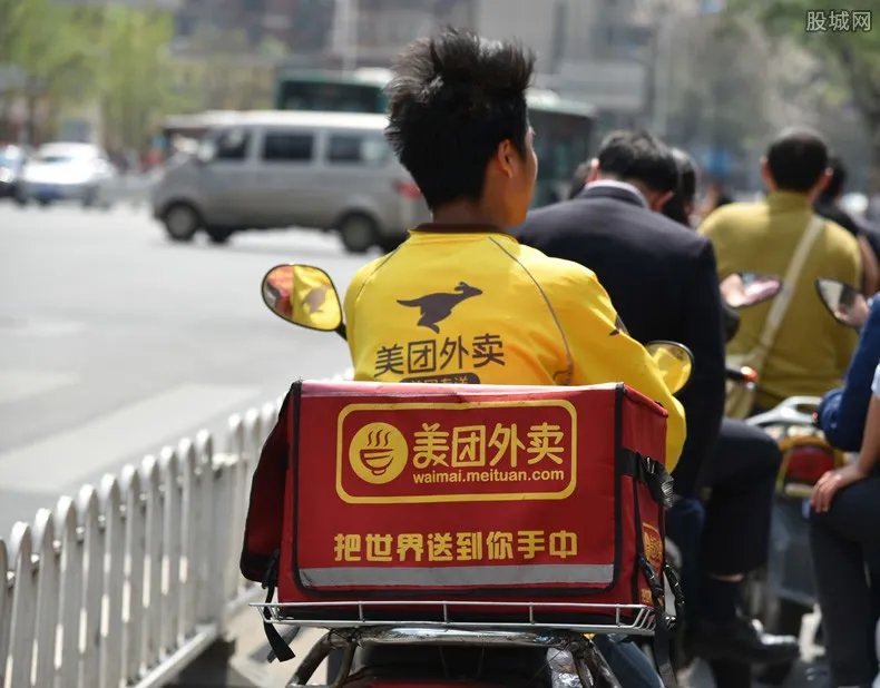 外卖退餐留字条 退回的外卖竟被商家二次销售
