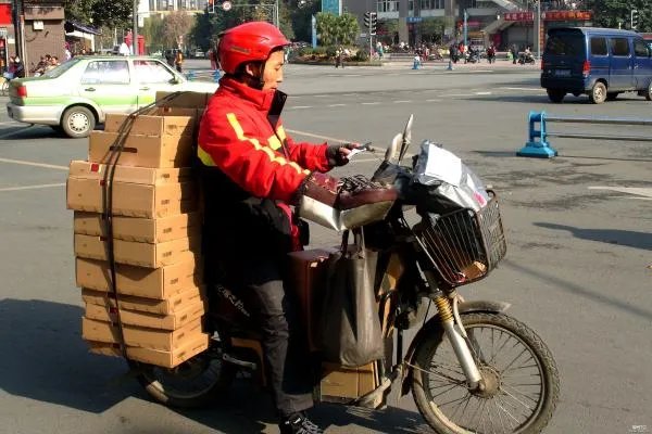 快递员每月有望增加500元收入，这究竟是怎么回事？