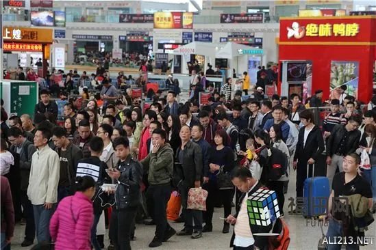 来不及了快上车!盘点春运期间全国十大最拥挤火车站