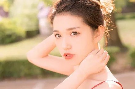女人耳朵长痣面相图解大全,女人耳朵有痣好不好?