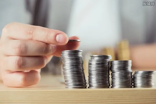 首个受疫情冲击而倒下的国家 阿根廷太惨了