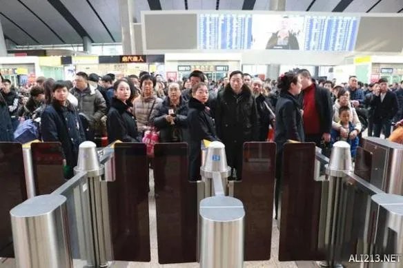 来不及了快上车!盘点春运期间全国十大最拥挤火车站