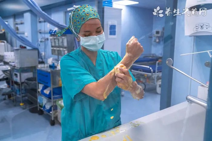 杨清柠以前全身的照片曝光,平胸路人甲而且还是万人草