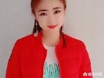 一段搞笑的文字与一张搞笑的图片相比,哪个能更让你快乐?