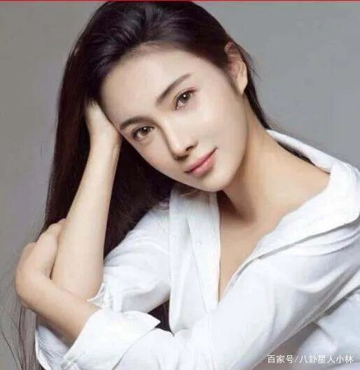 赵本山最美徒弟在三年前坠楼,去世时一丝不挂,当年到底发生了什么事?