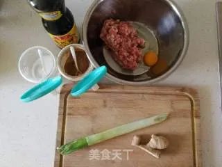 槐花饺子
