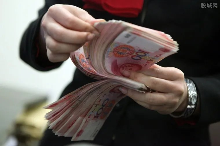 委内瑞拉正式使用人民币 委内瑞拉为何不用美元?