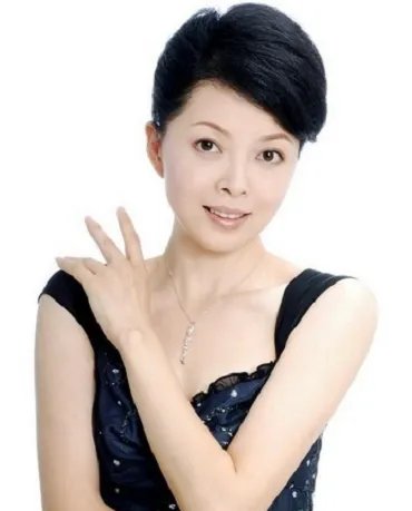 曝光仇晓年龄资料 仇晓近况如何