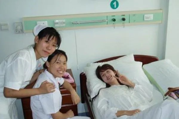 林志玲的胸爆了怎么回事 时大时小离塌方不远了