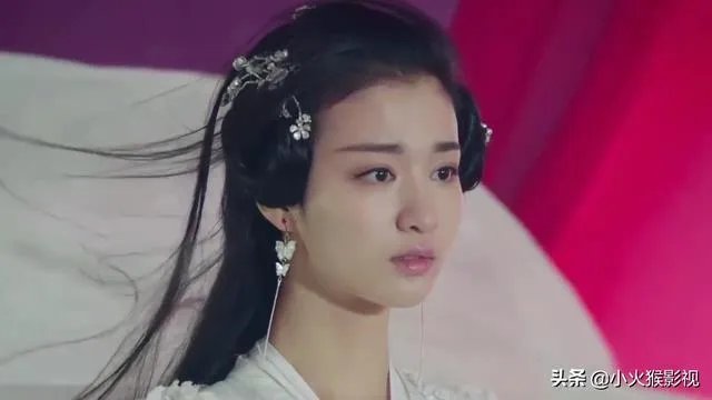 如何评价电视剧《孤城闭》王楚然饰演的张贵妃?
