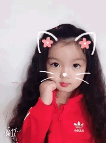 阿拉蕾(崔雅涵)是谁的女儿?