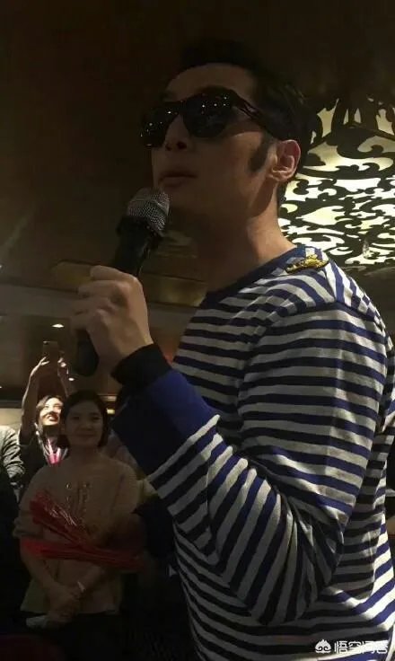 胡歌现某公司年会,到底现身的是哪家公司?