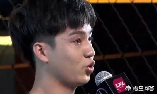 如何看待RNG主场为Letme举办的退役仪式?