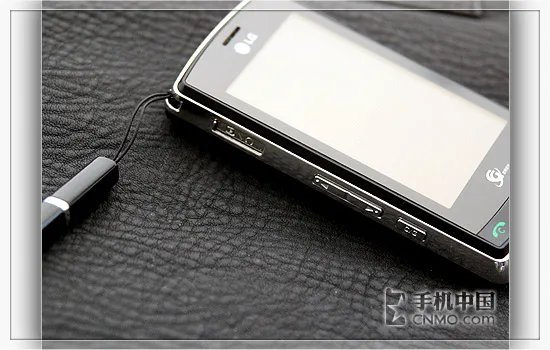 誓与伯爵争锋! LG双网双待KW838评测