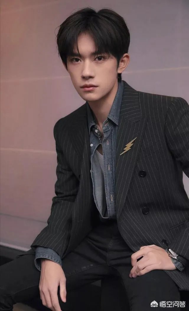 如何客观评价易烊千玺近年来的演技?