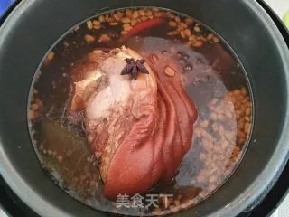酱肘子