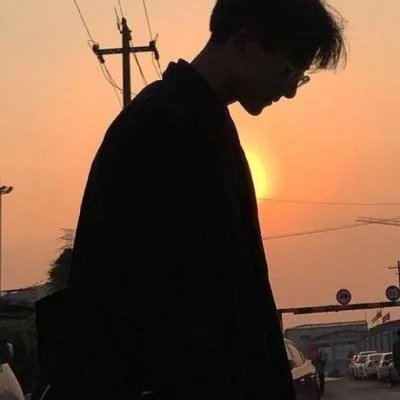 网抑云伤感头像大全