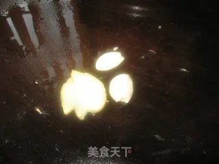 西葫芦虾皮炒蘑菇