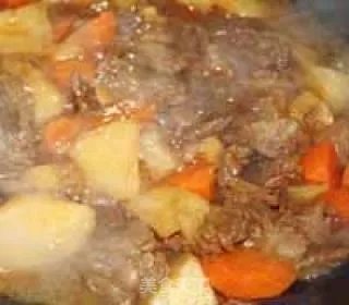 土豆炖肉