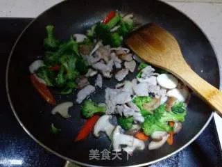 蓝瘦香菇
