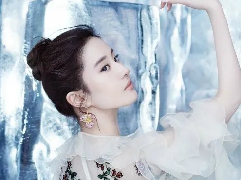 曾轶可与刘亦菲、郭碧婷之间有哪些恩怨？