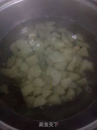 冰糖雪梨水
