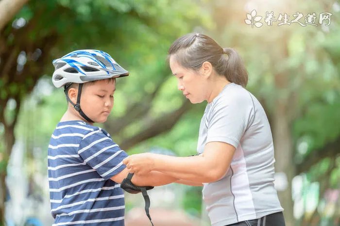 蜈蚣精男孩是什么意思 有一个蜈蚣精男朋友是一种怎样的体验