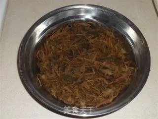 梅干菜烧勒鱼