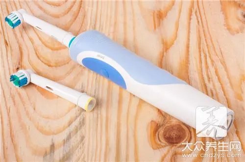声波牙刷怎么用