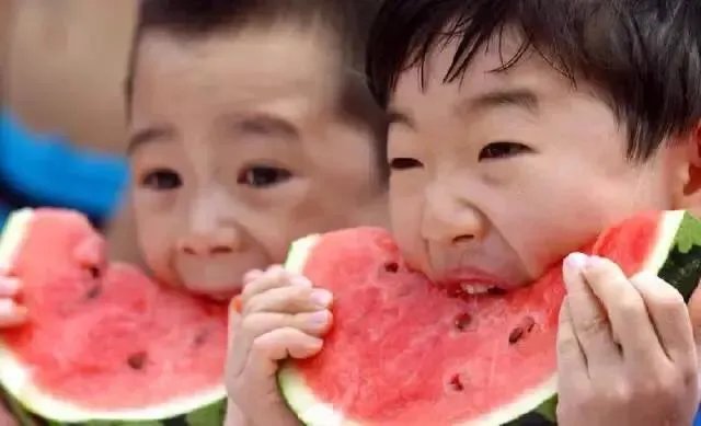 今日立秋,农村老人常说的“啃秋”是什么意思?