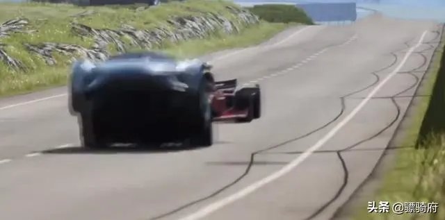 F1赛车和超级跑车,哪个更快?为什么?