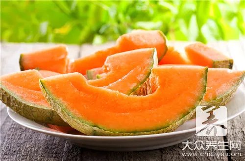 日常食物卡路里对照表