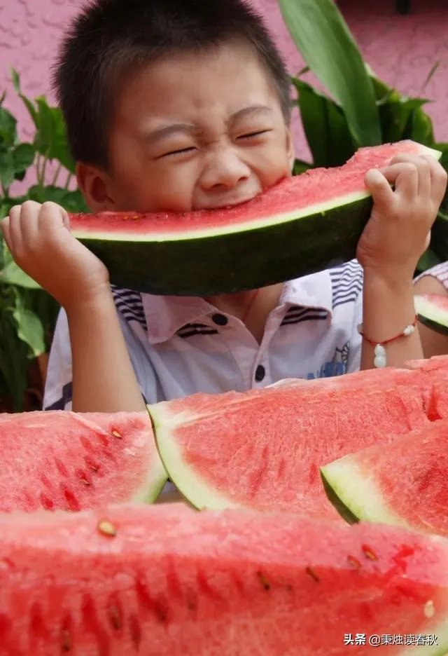 今日立秋,农村老人常说的“啃秋”是什么意思?