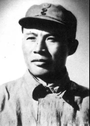 储世新原型是谁 储世新为什么踩地雷