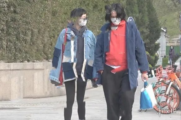 “关谷神奇”演员王传君公开恋情!姐弟恋疑似隐婚生子
