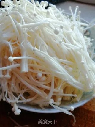 炒金针菇