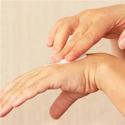 皮肤癌晚期症状图片?