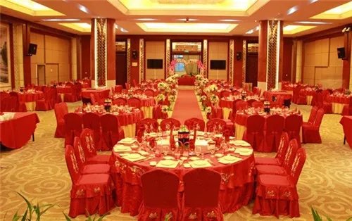 结婚酒席图片欣赏 婚宴酒席多少钱一桌