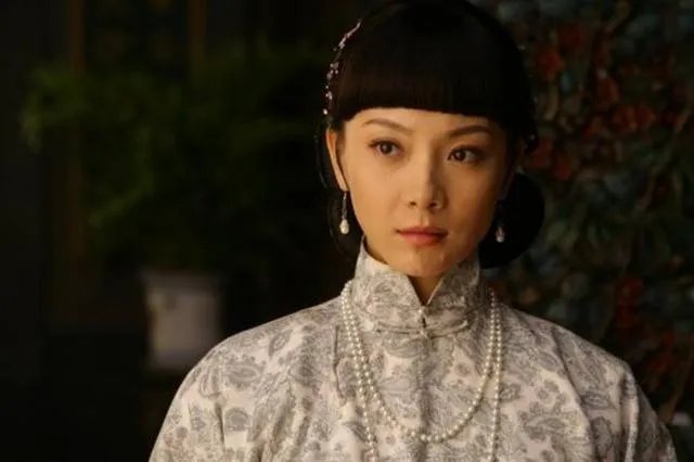 你熟悉演员陈数吗,为什么说她柔中带刚,饰演的角色都很强势霸气?