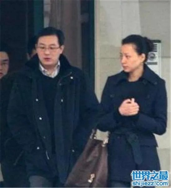 密春雷前妻金晶照片曝光，央视一姐因怀孕上位 