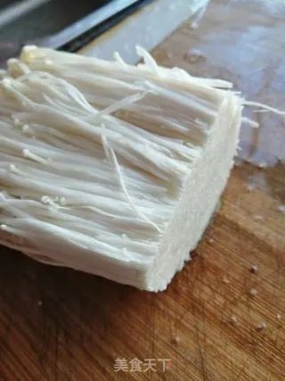 炒金针菇
