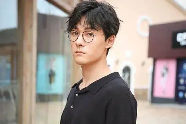 演员吴倩、张雨剑宣布离婚,他们的婚姻为何一直不被外界所看好?