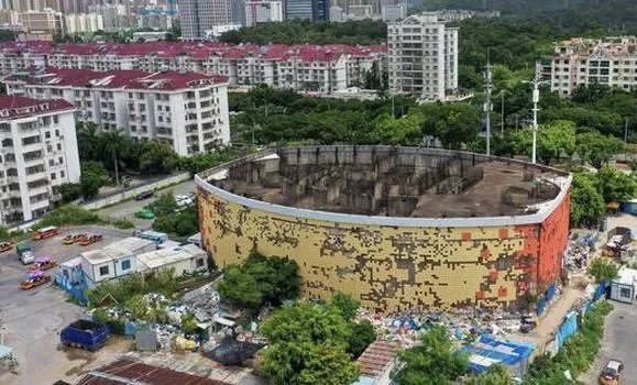 烂尾24年的巨人大厦迎来新主人,它的新主人是什么来头?